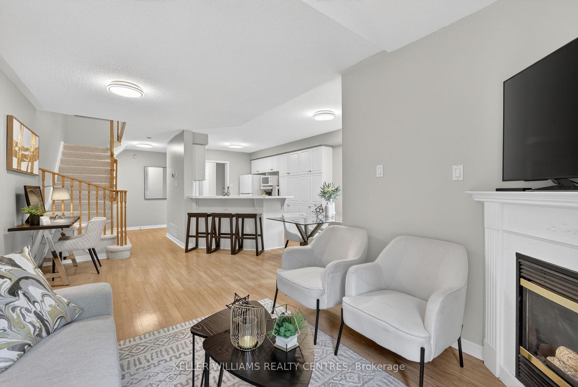 Photo 20 of 120 Woodroof Crescent, Aurora, Bayview Wellington — HOMEH