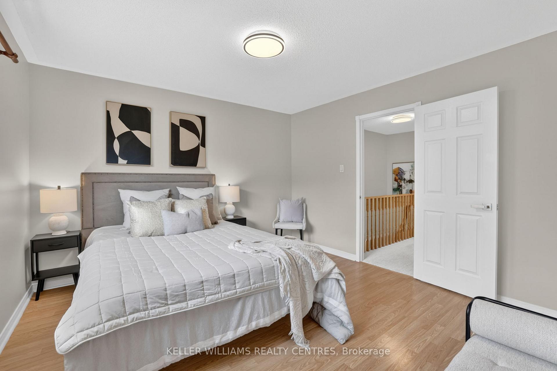 Photo 30 of 120 Woodroof Crescent, Aurora, Bayview Wellington — HOMEH