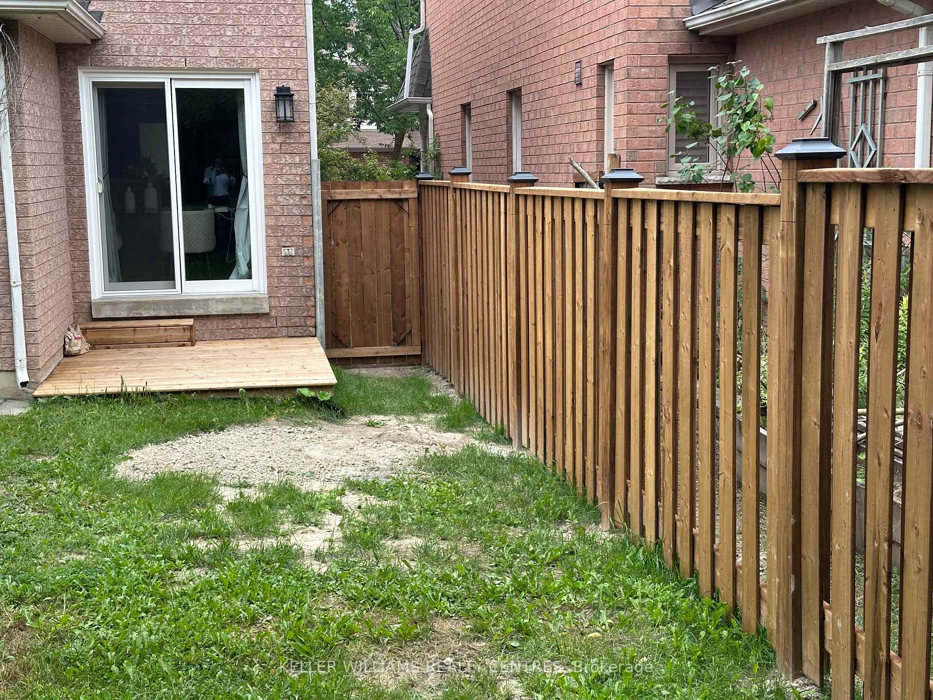 Photo 37 of 120 Woodroof Crescent, Aurora, Bayview Wellington — HOMEH