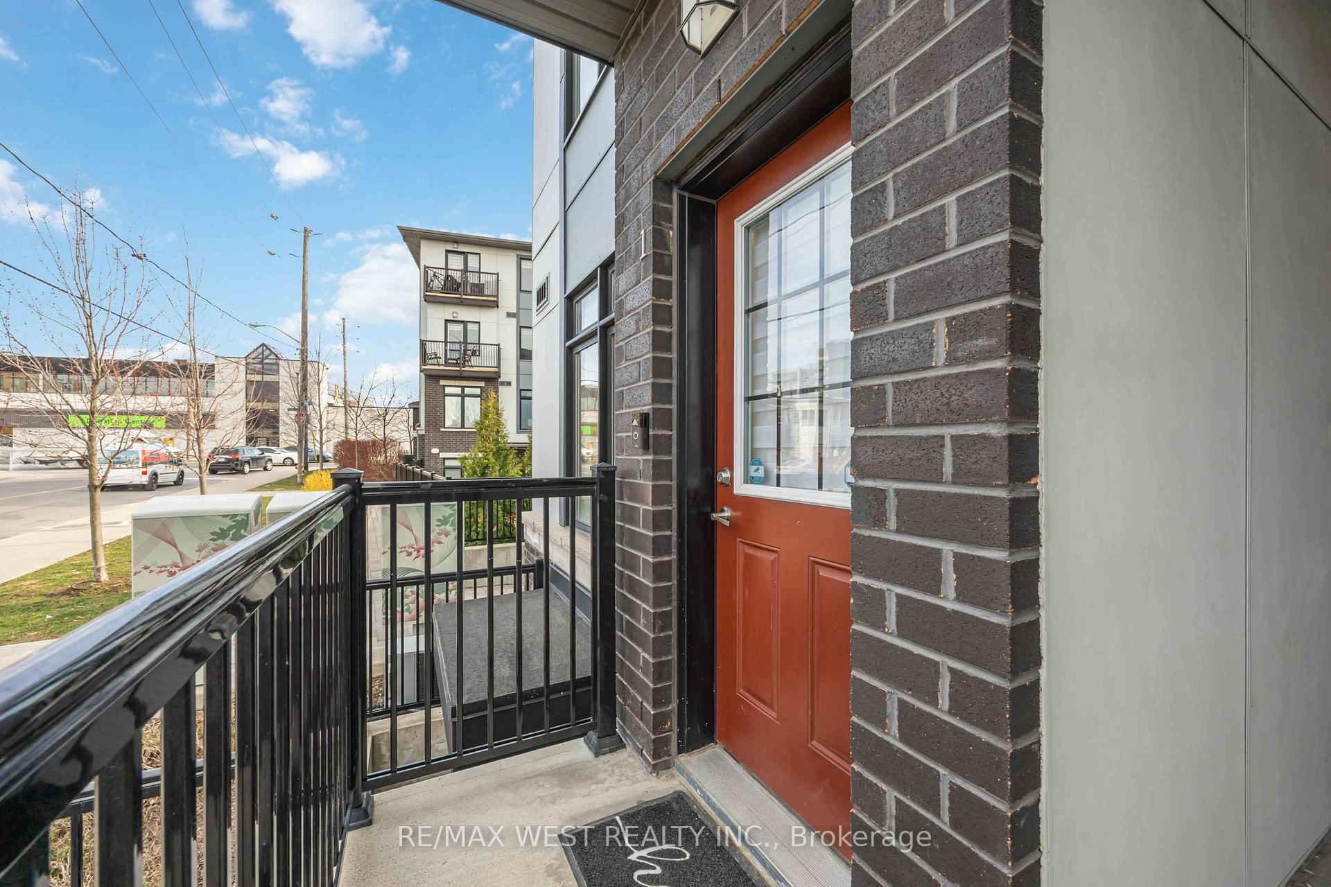 Photo 3 of Unit 1, 6 Bicknell Avenue, Toronto, Keelesdale-Eglinton West — HOMEH