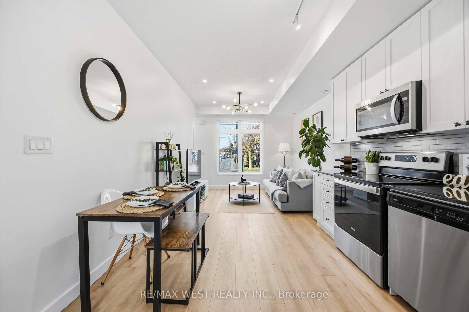 Photo 4 of Unit 1, 6 Bicknell Avenue, Toronto, Keelesdale-Eglinton West — HOMEH
