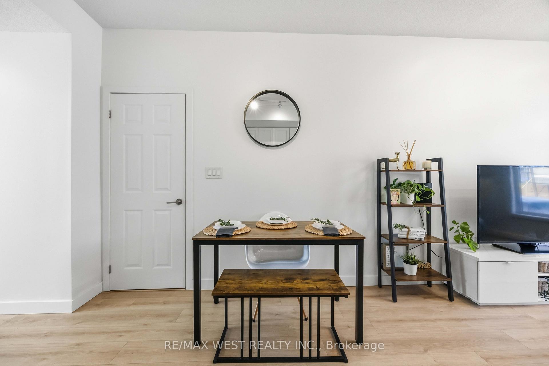 Photo 15 of Unit 1, 6 Bicknell Avenue, Toronto, Keelesdale-Eglinton West — HOMEH