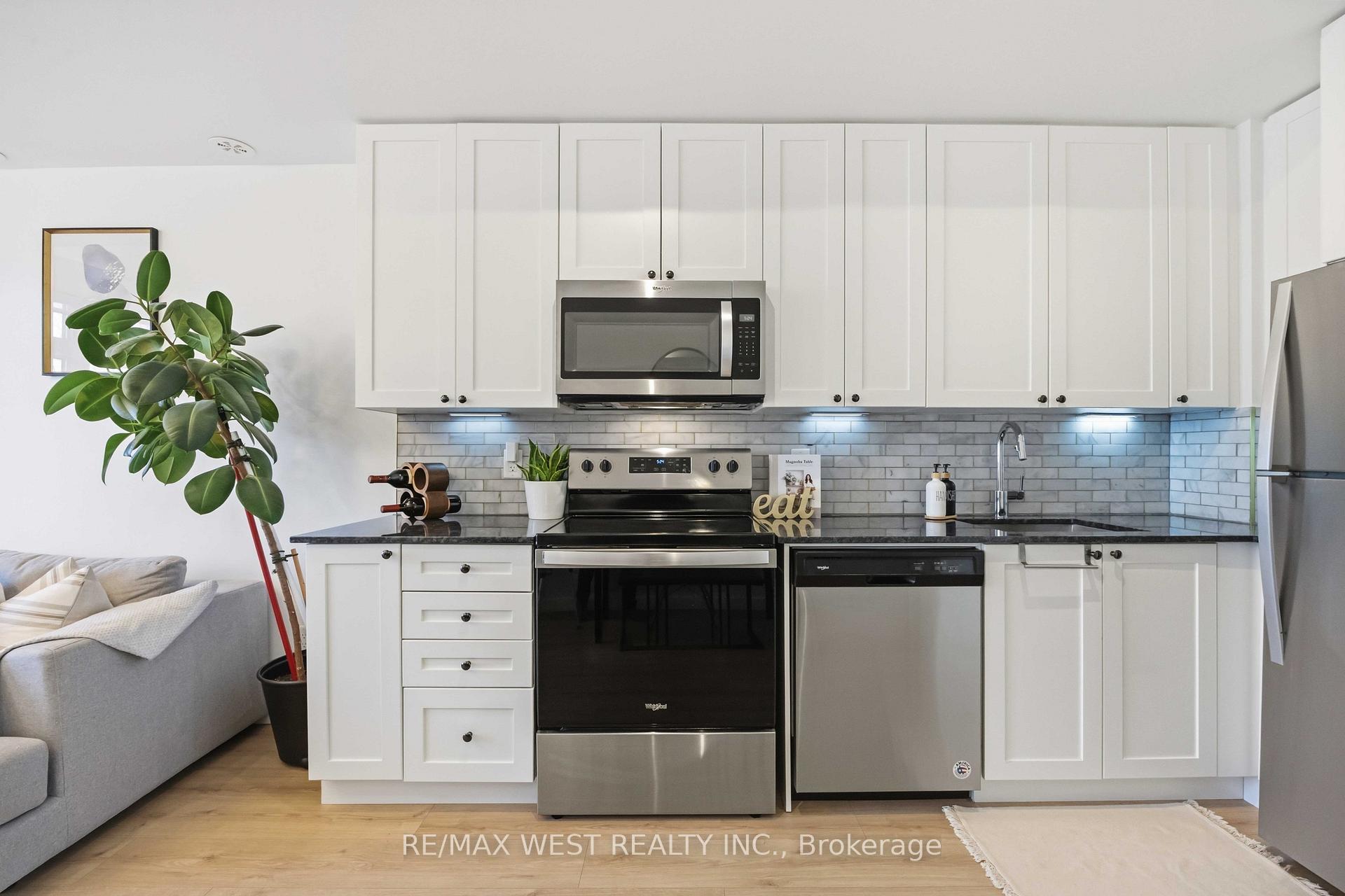 Photo 16 of Unit 1, 6 Bicknell Avenue, Toronto, Keelesdale-Eglinton West — HOMEH