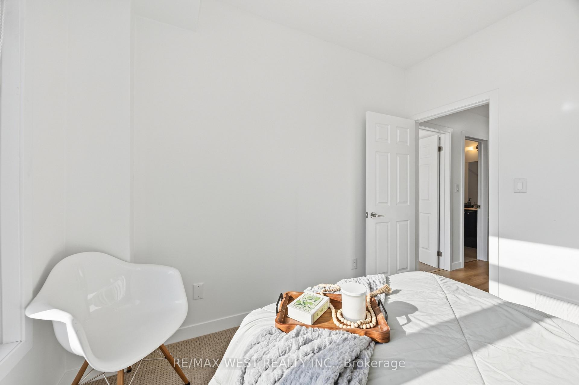 Photo 22 of Unit 1, 6 Bicknell Avenue, Toronto, Keelesdale-Eglinton West — HOMEH