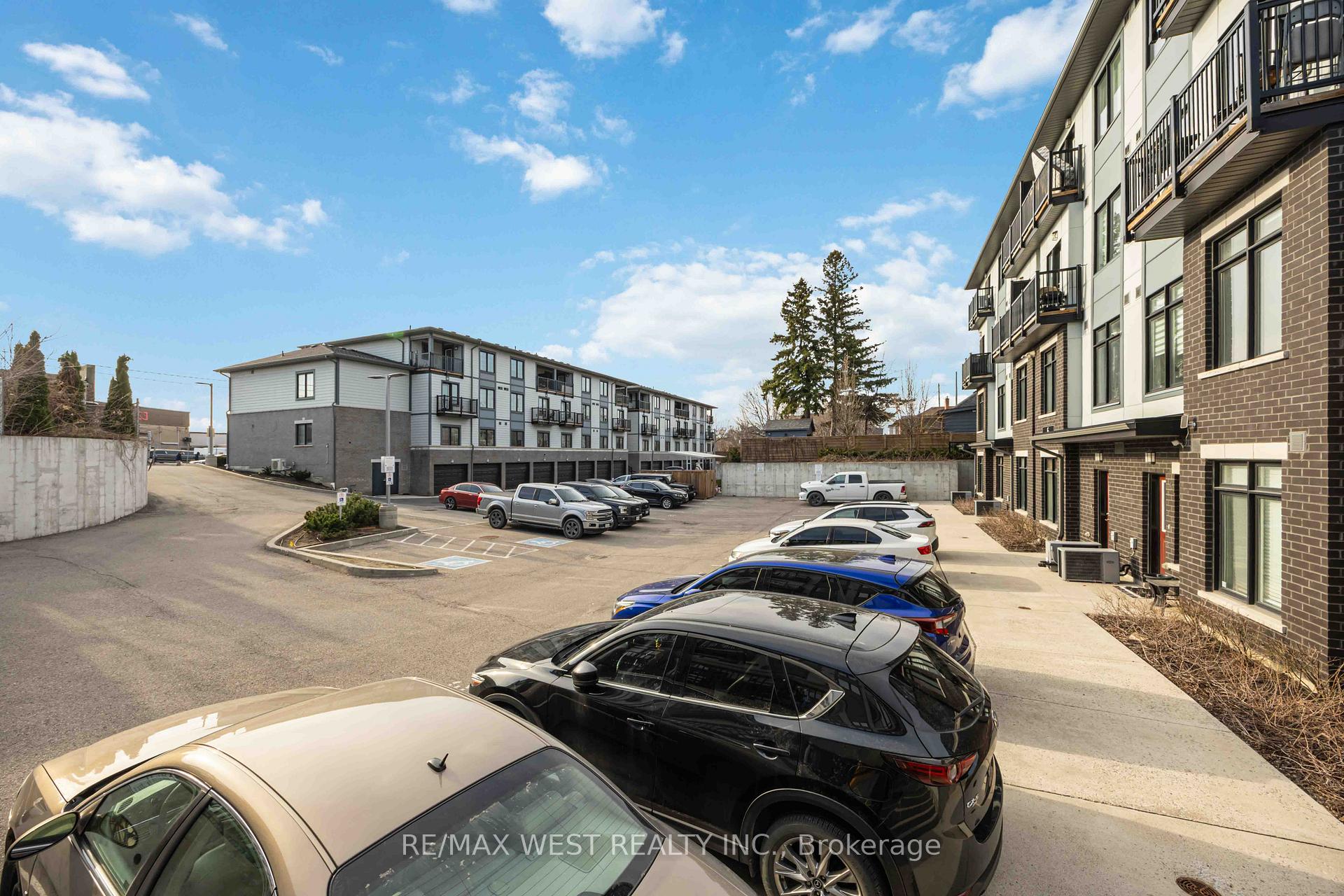Photo 29 of Unit 1, 6 Bicknell Avenue, Toronto, Keelesdale-Eglinton West — HOMEH
