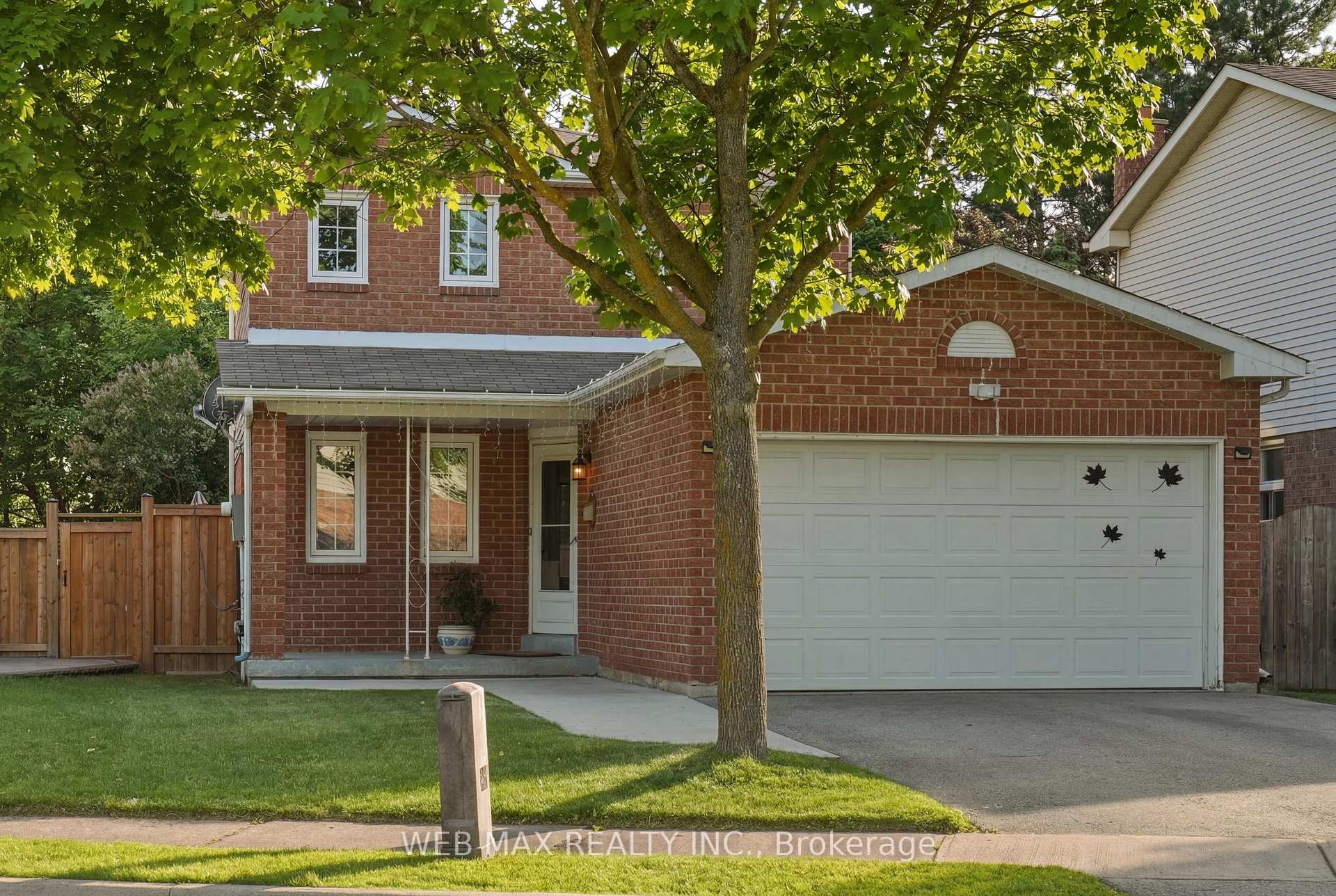 Photo 3 of 58 Cassander Crescent, Brampton, Heart Lake East — HOMEH