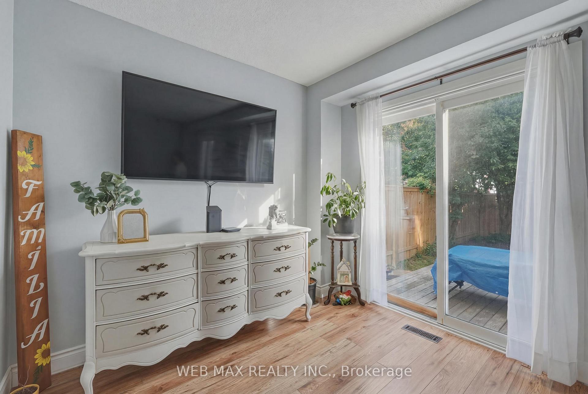 Photo 16 of 58 Cassander Crescent, Brampton, Heart Lake East — HOMEH