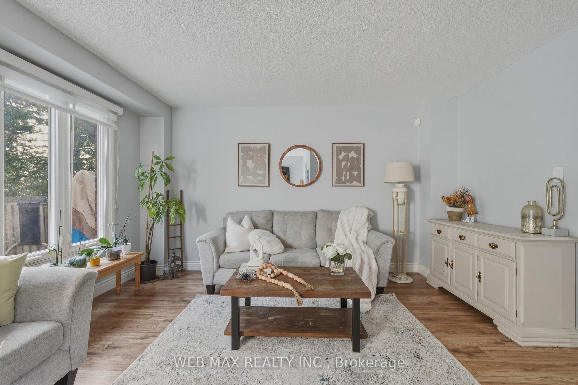 Photo 19 of 58 Cassander Crescent, Brampton, Heart Lake East — HOMEH