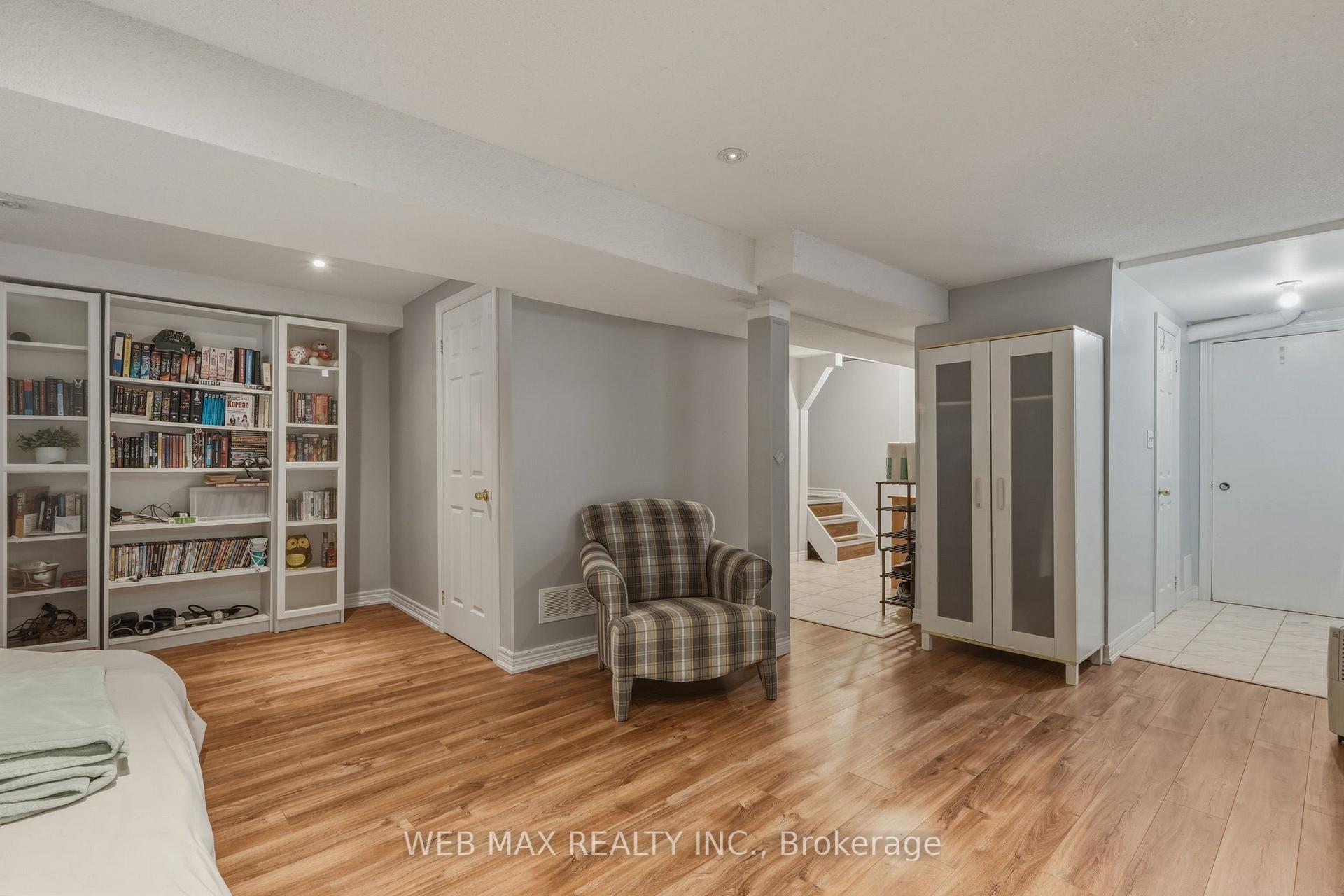 Photo 35 of 58 Cassander Crescent, Brampton, Heart Lake East — HOMEH