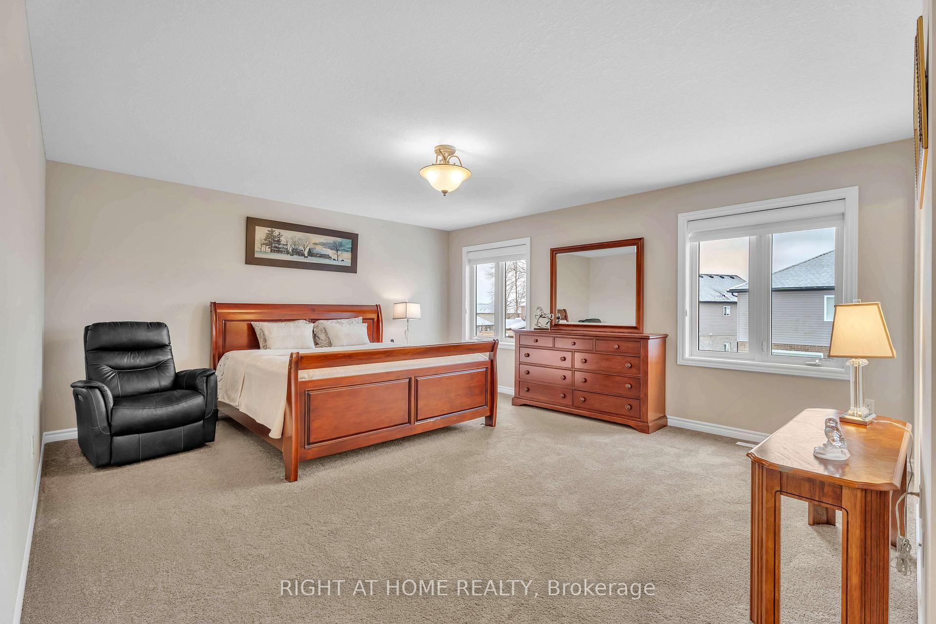 Photo 23 of 2206 Springridge Drive, London, North C — HOMEH