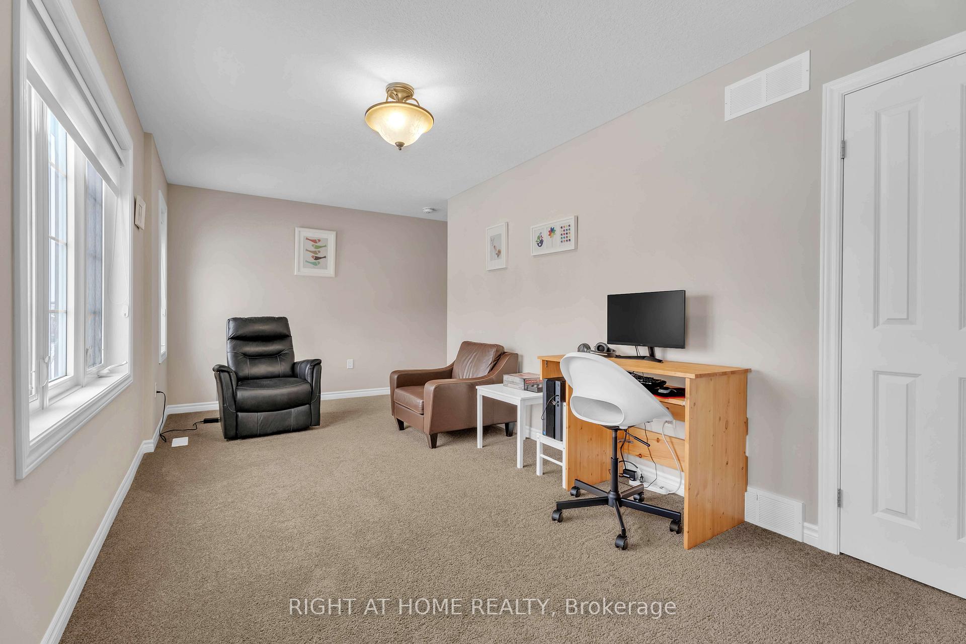 Photo 35 of 2206 Springridge Drive, London, North C — HOMEH