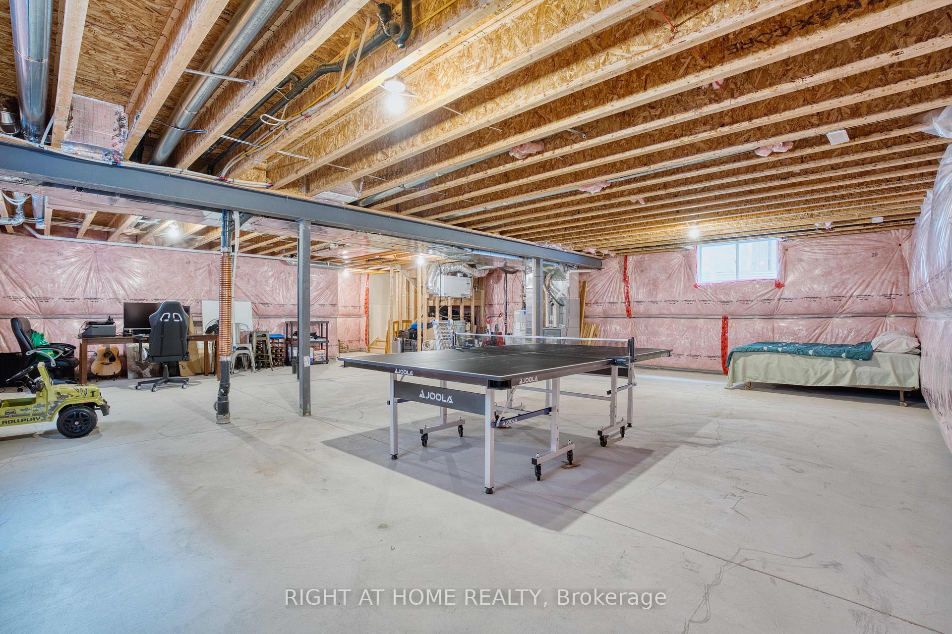 Photo 38 of 2206 Springridge Drive, London, North C — HOMEH
