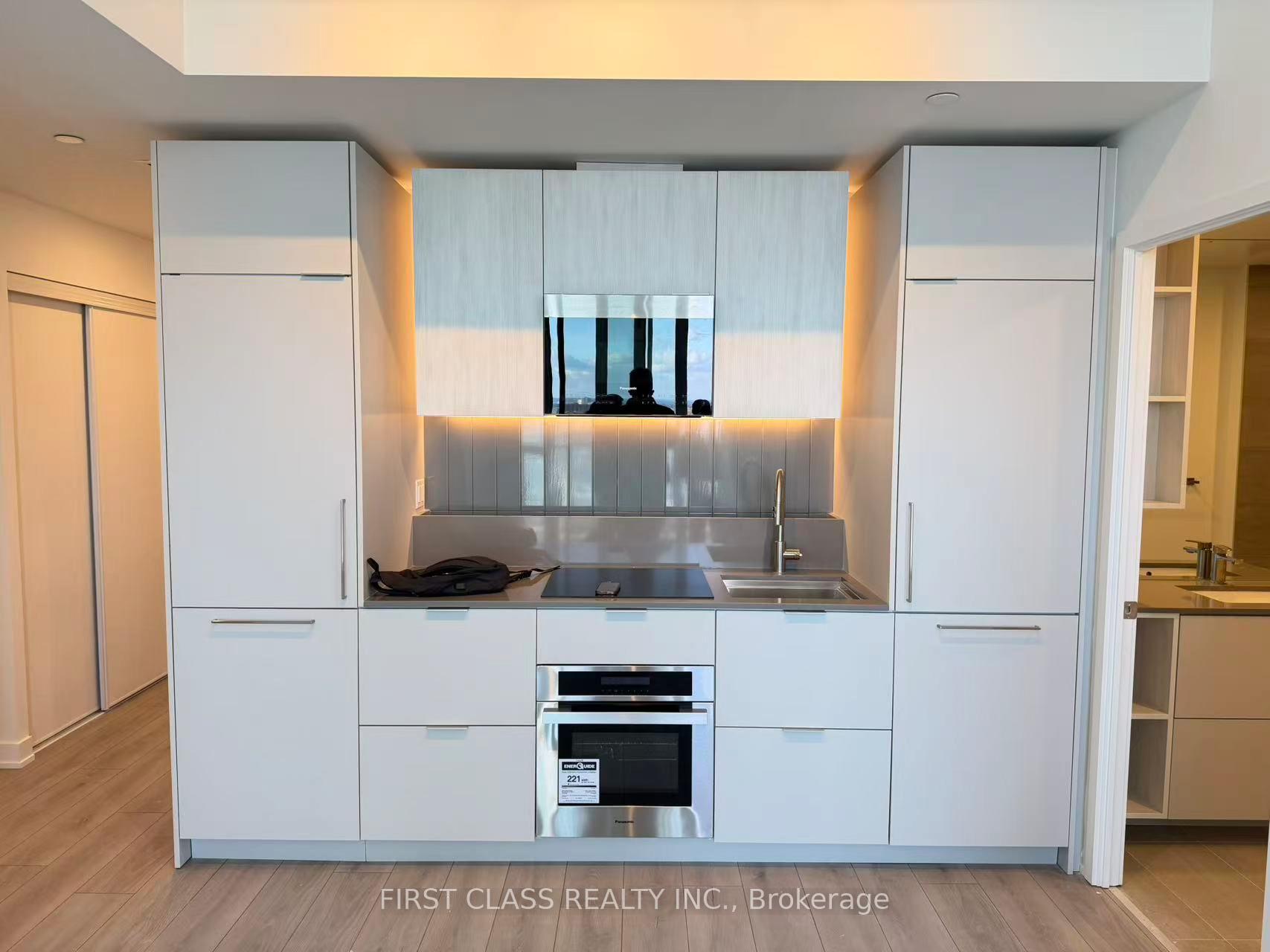 Photo 5 of Unit 1613, 1 Fairview Road E, Mississauga, Mississauga Valleys — HOMEH