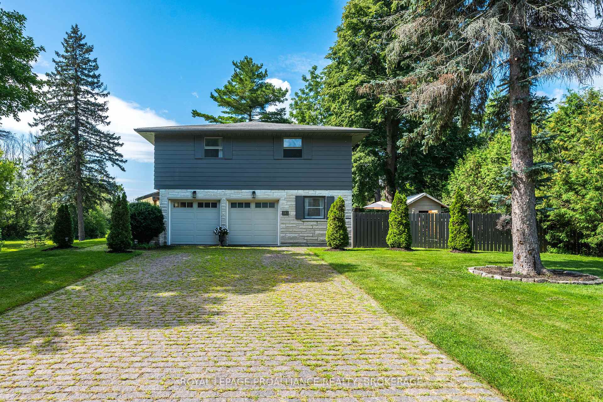 Photo 16 of 330 Elmwood Drive, Gananoque, Gananoque — HOMEH