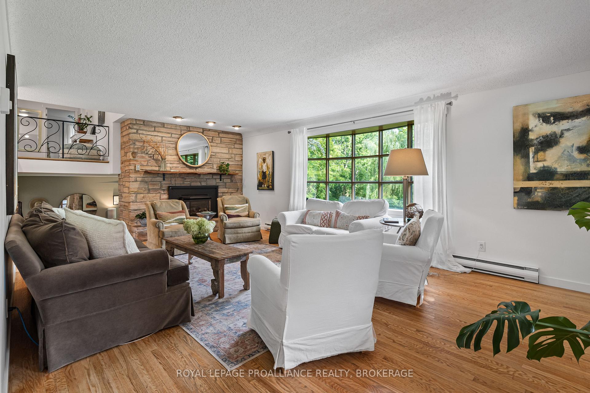 Photo 24 of 330 Elmwood Drive, Gananoque, Gananoque — HOMEH