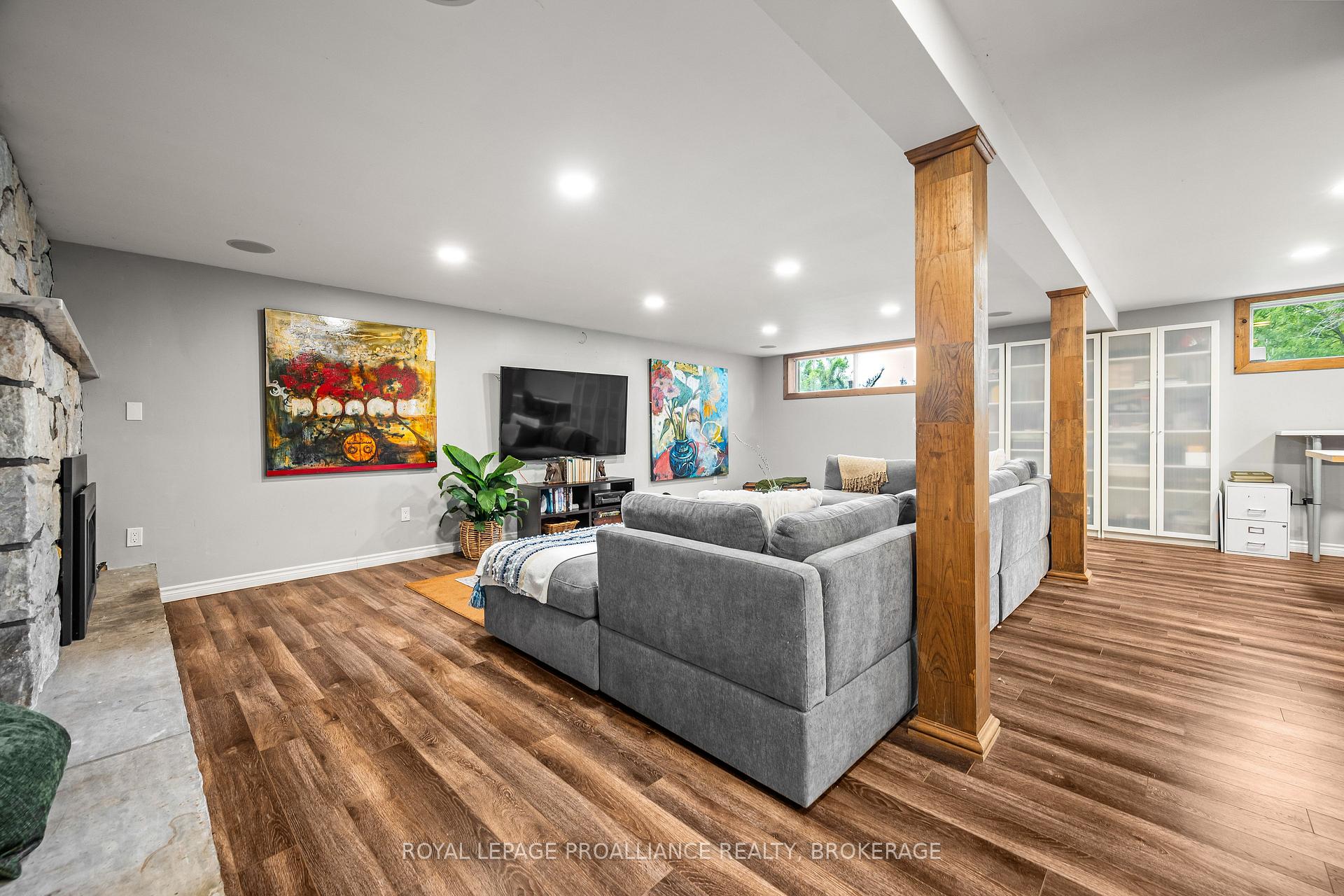 Photo 38 of 330 Elmwood Drive, Gananoque, Gananoque — HOMEH