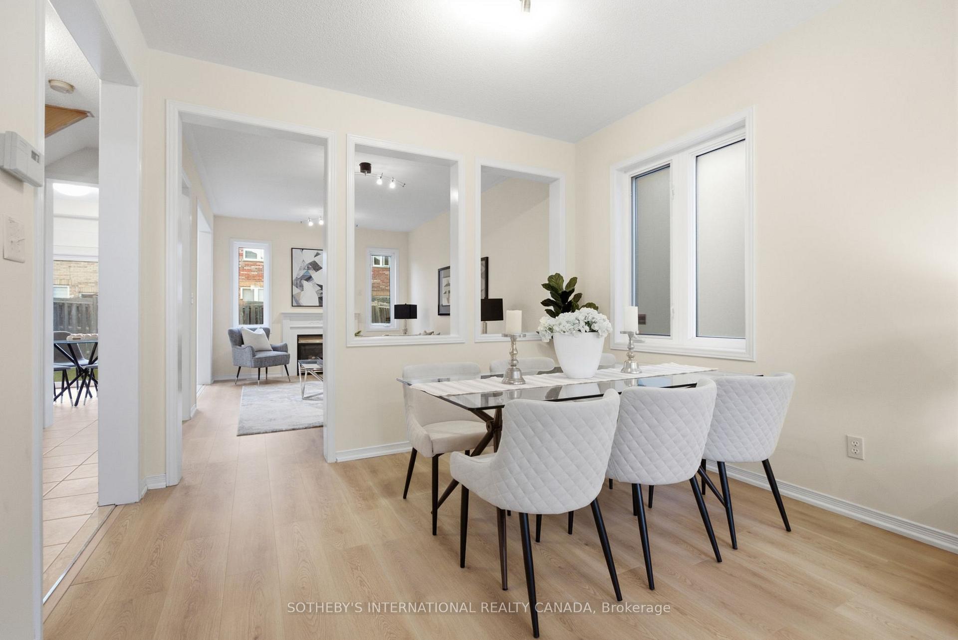Photo 7 of 42 Chasser Drive, Markham, Greensborough — HOMEH