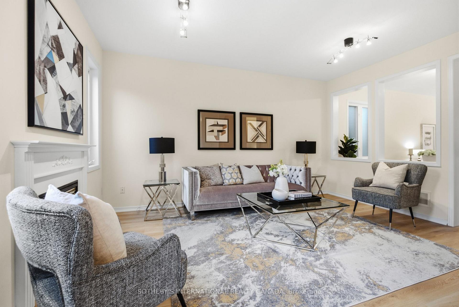 Photo 10 of 42 Chasser Drive, Markham, Greensborough — HOMEH
