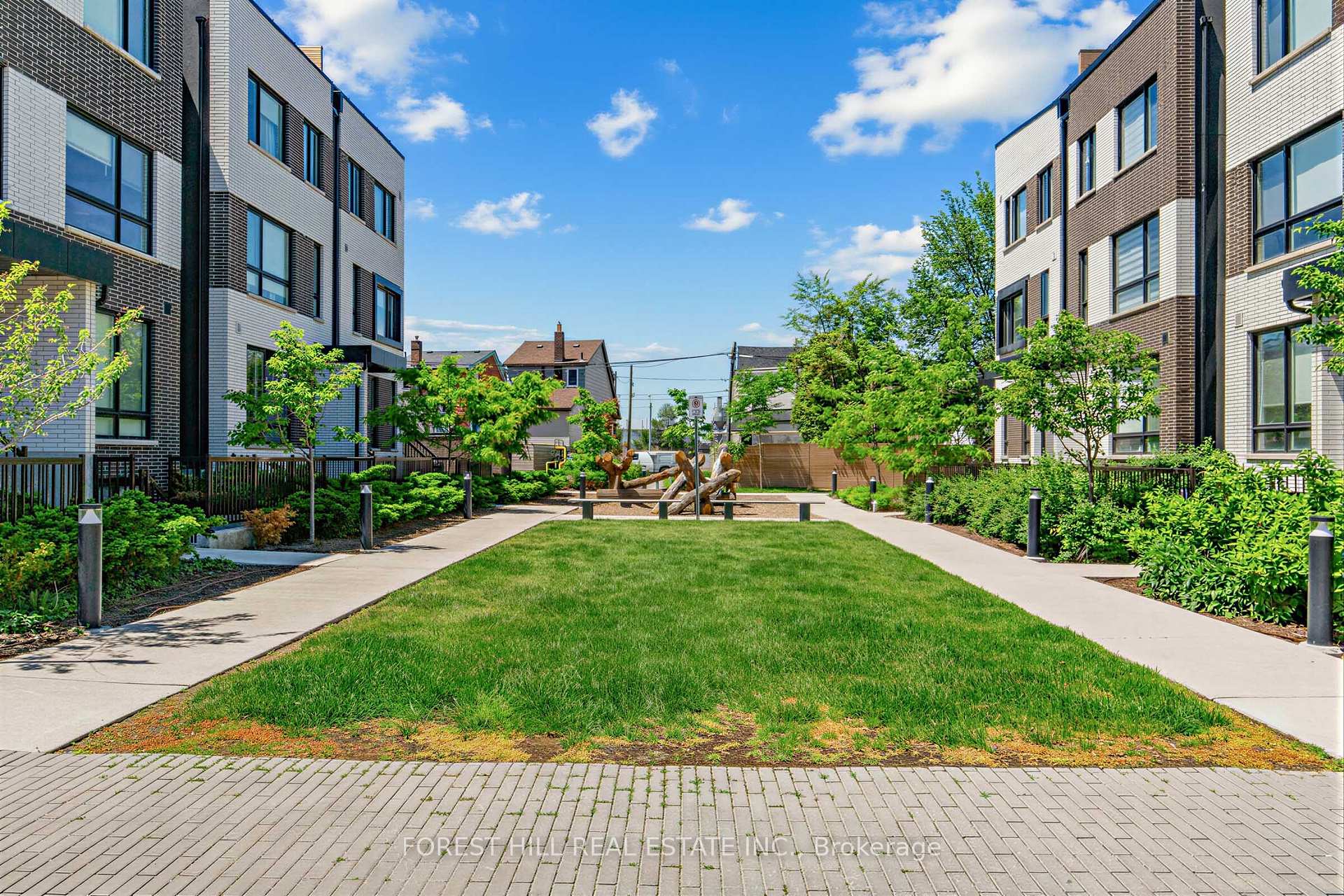 Photo 25 of Unit 2, 40 Ed Clark Gardens, Toronto, Weston-Pellam Park — HOMEH
