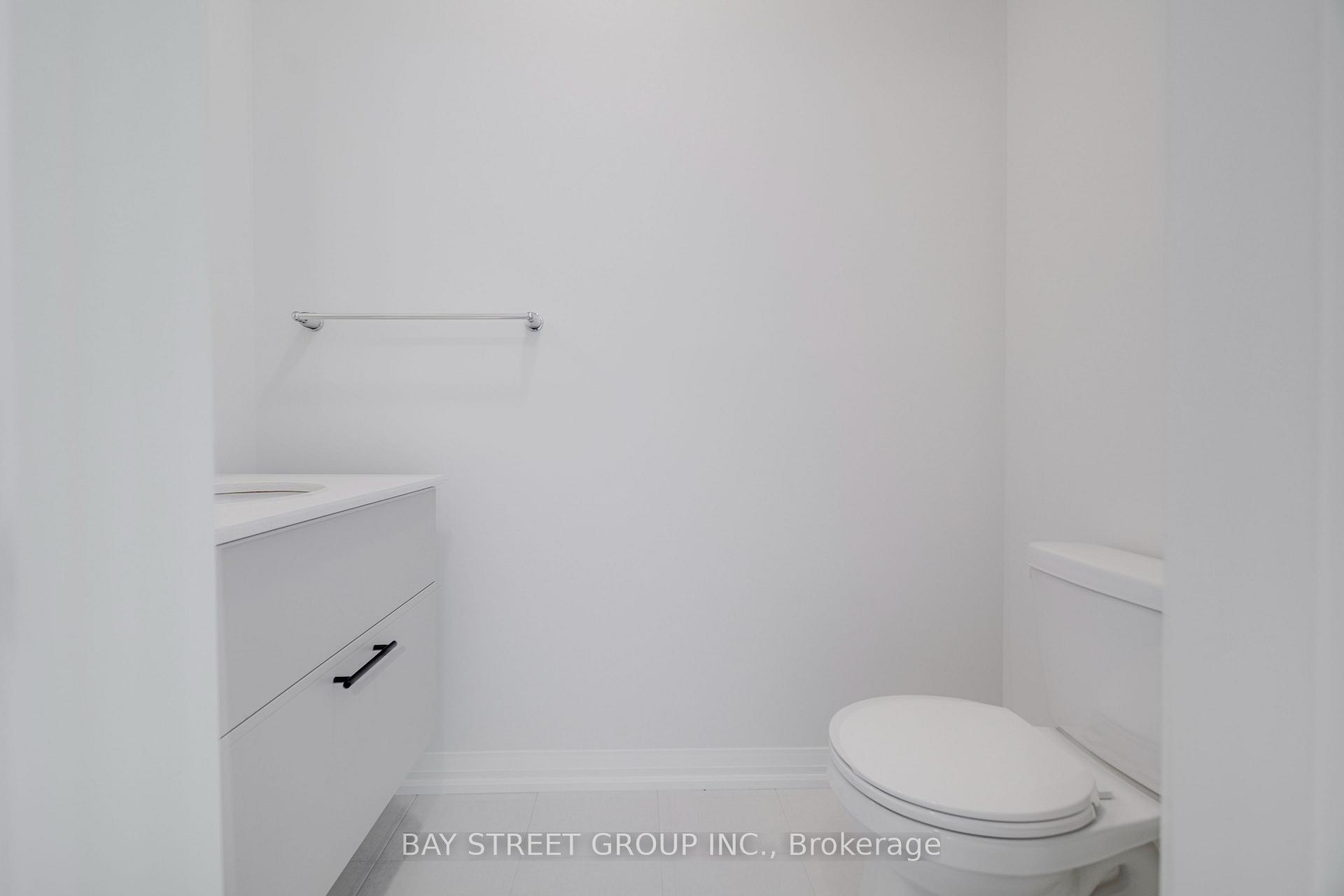 Photo 5 of 219 Hook Drive, Richmond Hill, Rural Richmond Hill — HOMEH