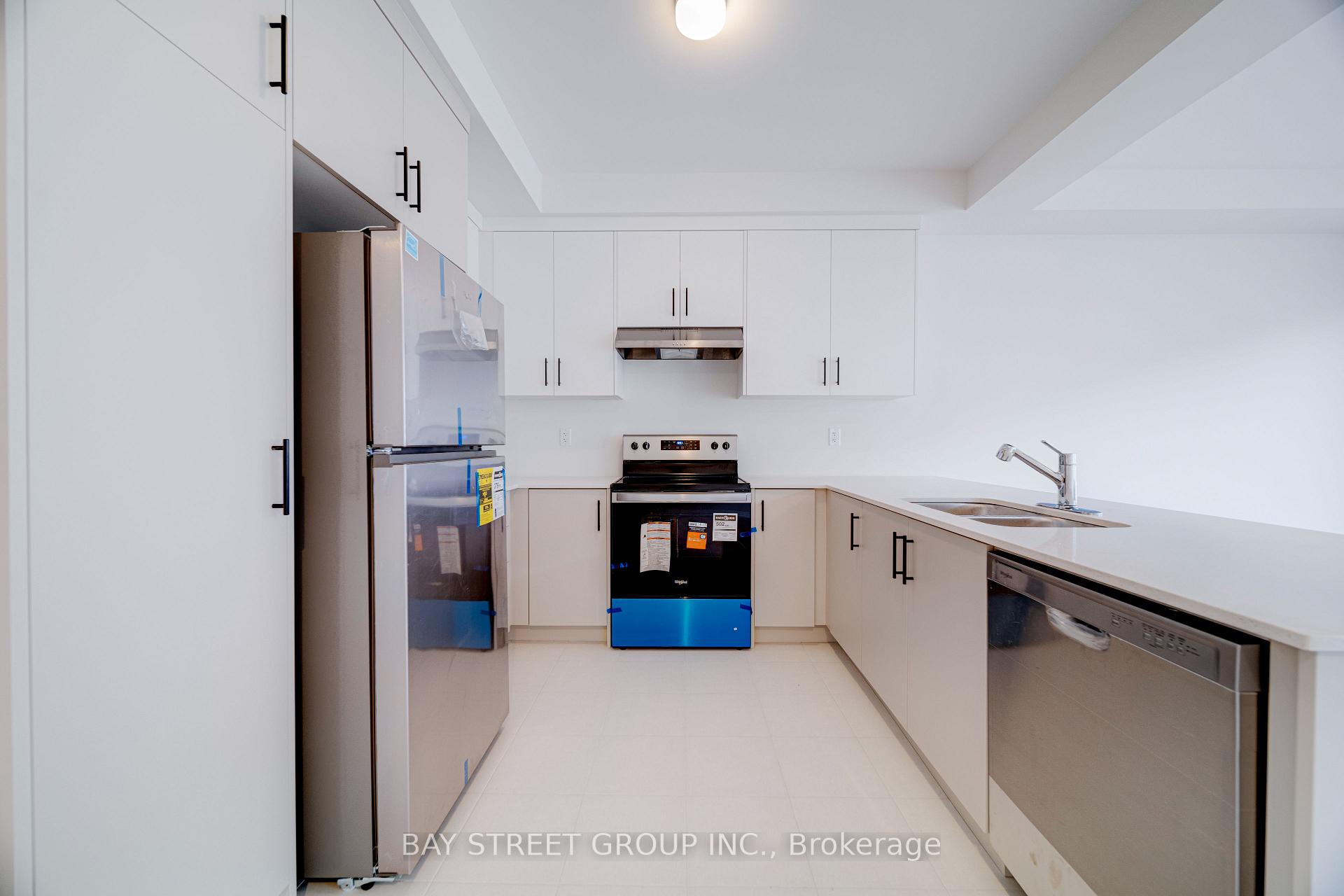 Photo 8 of 219 Hook Drive, Richmond Hill, Rural Richmond Hill — HOMEH