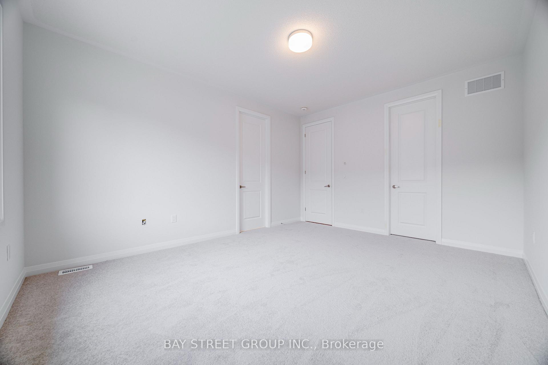 Photo 15 of 219 Hook Drive, Richmond Hill, Rural Richmond Hill — HOMEH