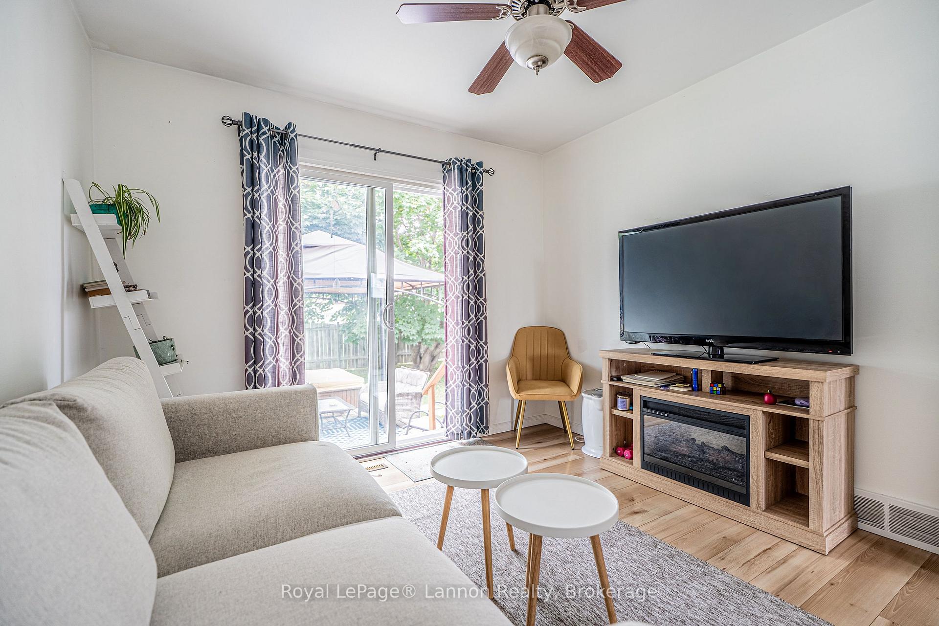 Photo 16 of 431 Churchill Drive W, Thunder Bay, Northwood Park — HOMEH