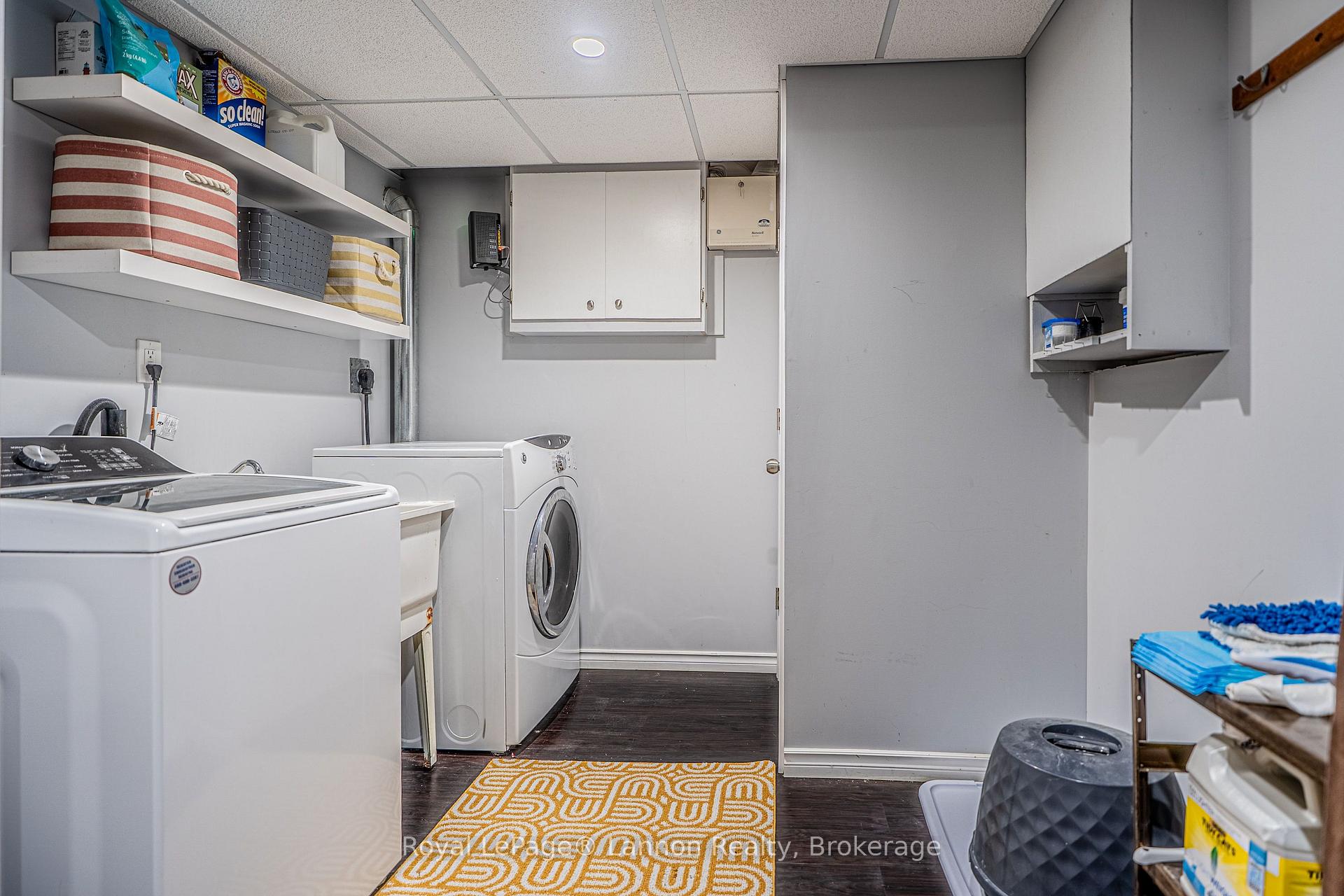 Photo 18 of 431 Churchill Drive W, Thunder Bay, Northwood Park — HOMEH