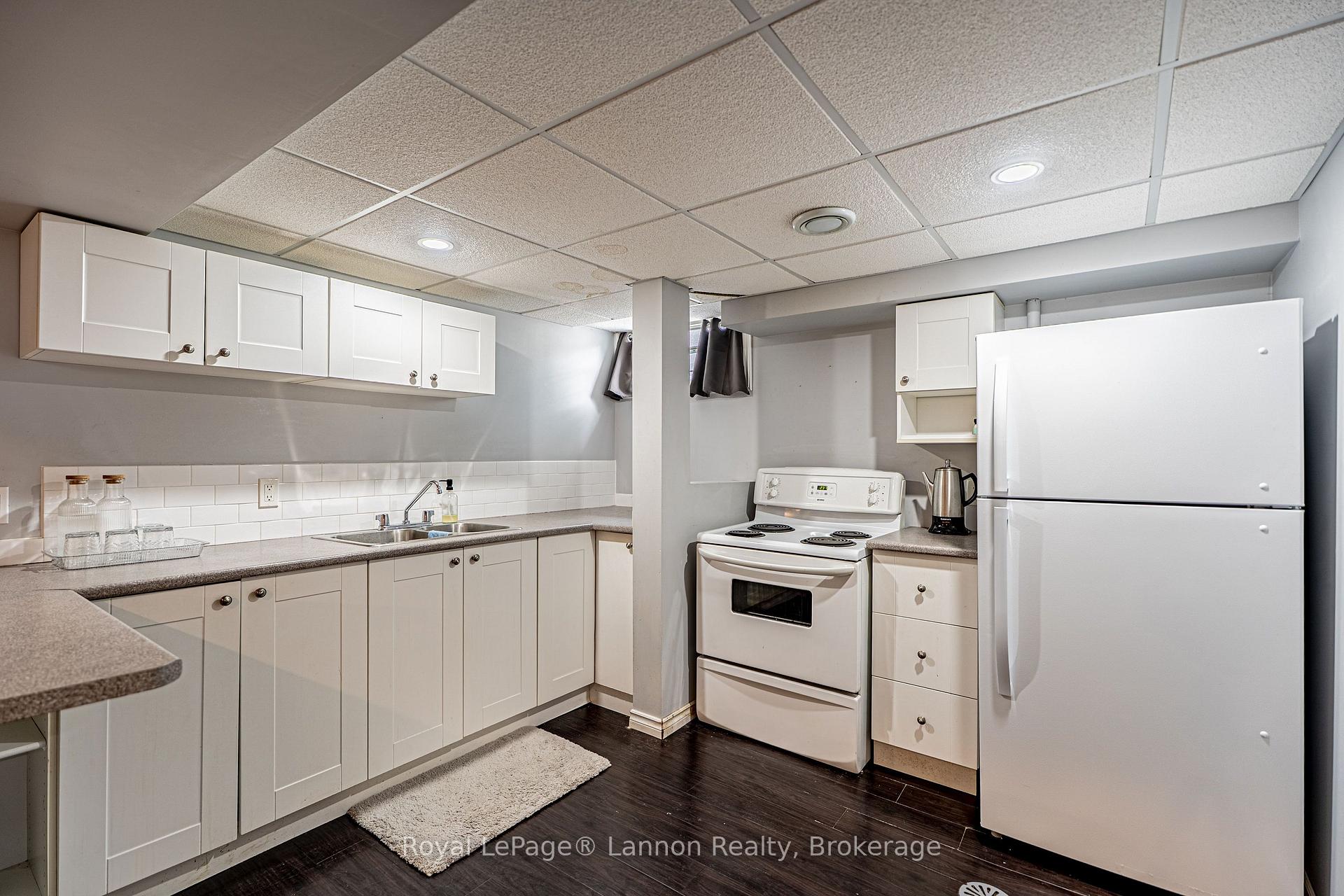 Photo 20 of 431 Churchill Drive W, Thunder Bay, Northwood Park — HOMEH
