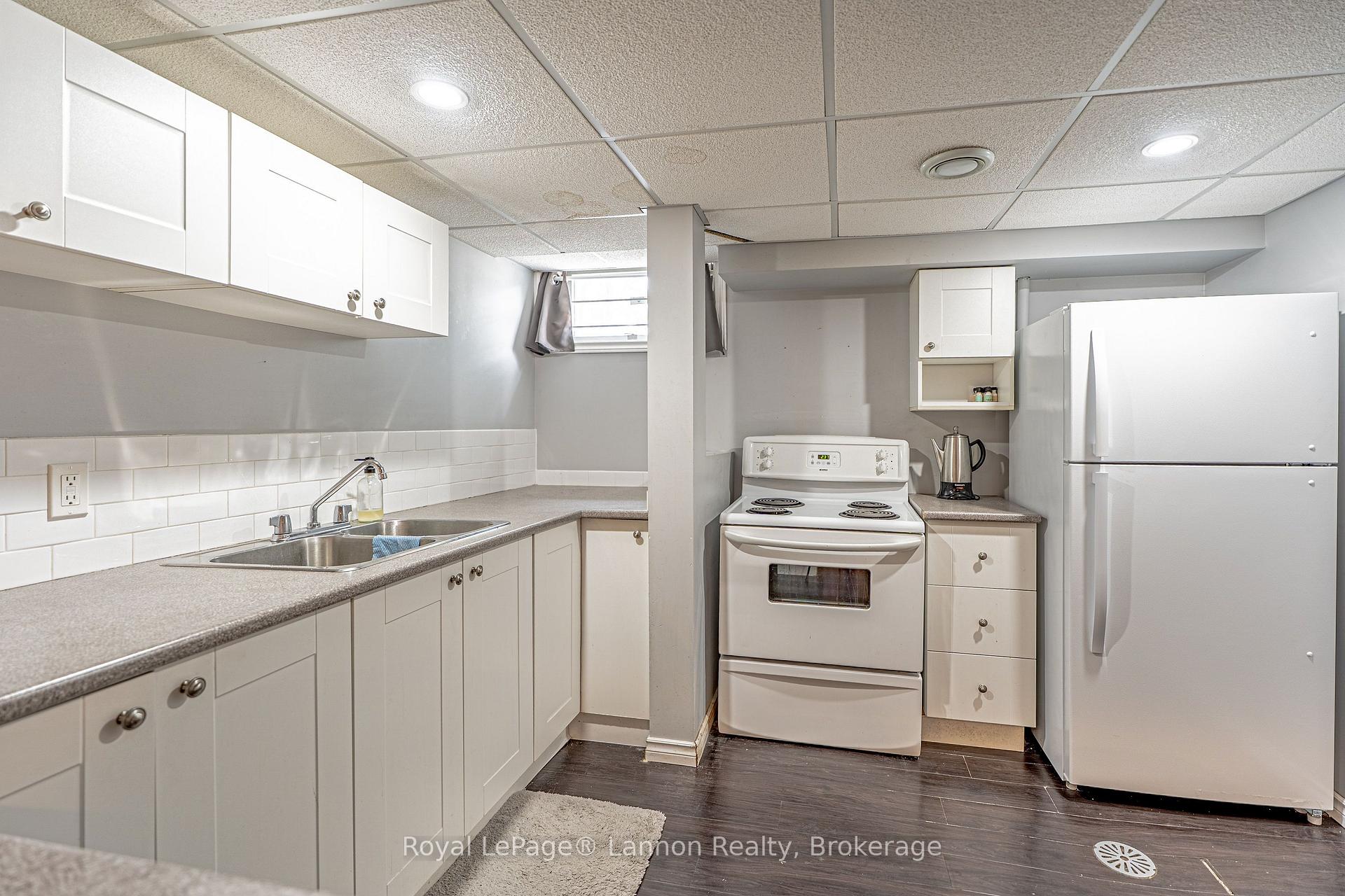 Photo 21 of 431 Churchill Drive W, Thunder Bay, Northwood Park — HOMEH