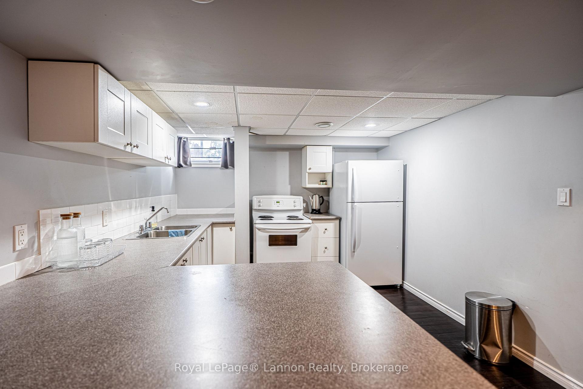 Photo 22 of 431 Churchill Drive W, Thunder Bay, Northwood Park — HOMEH