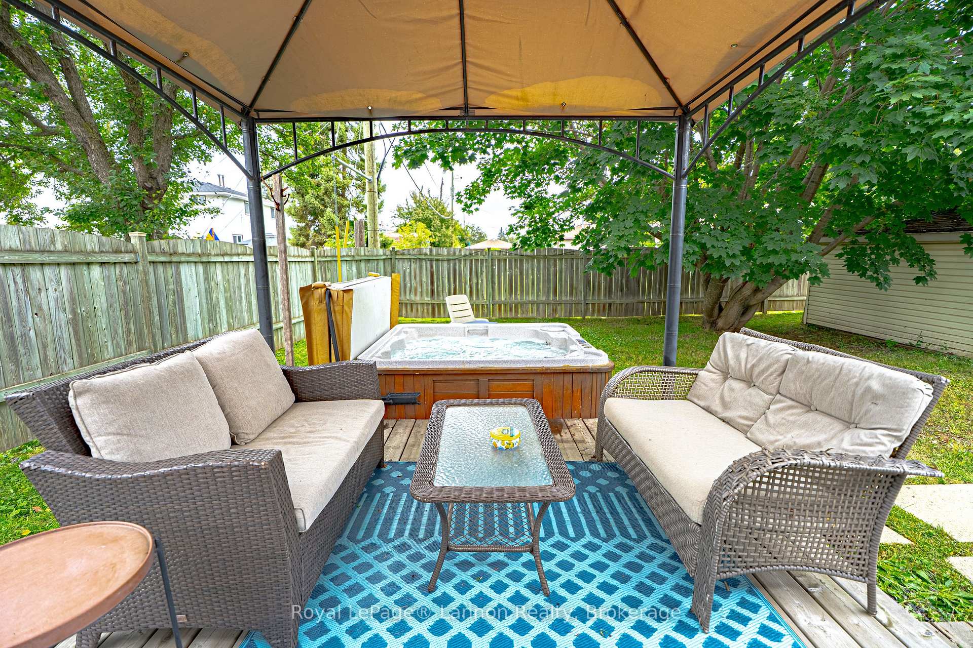 Photo 36 of 431 Churchill Drive W, Thunder Bay, Northwood Park — HOMEH