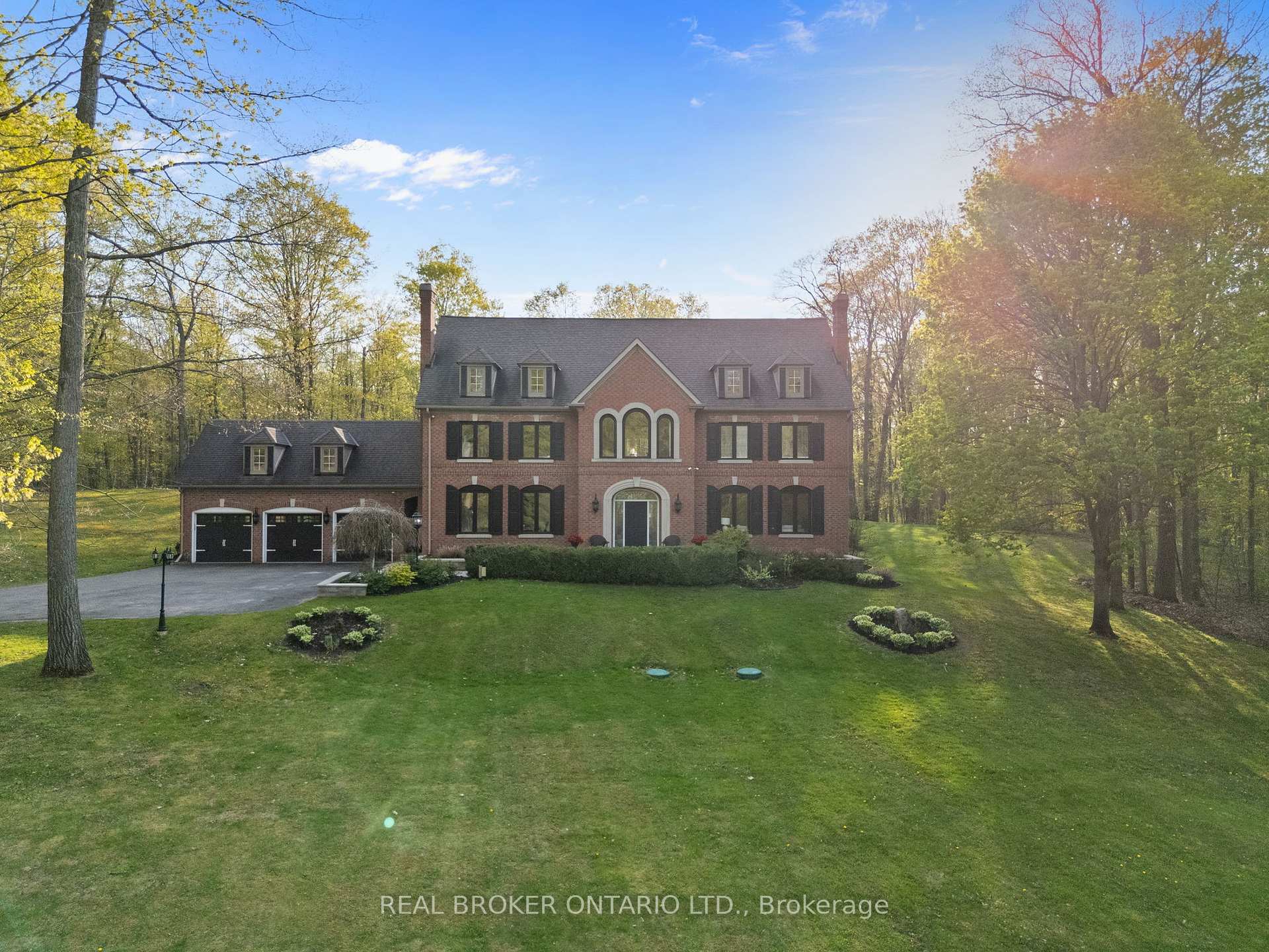 Photo of 10 Oakview Place