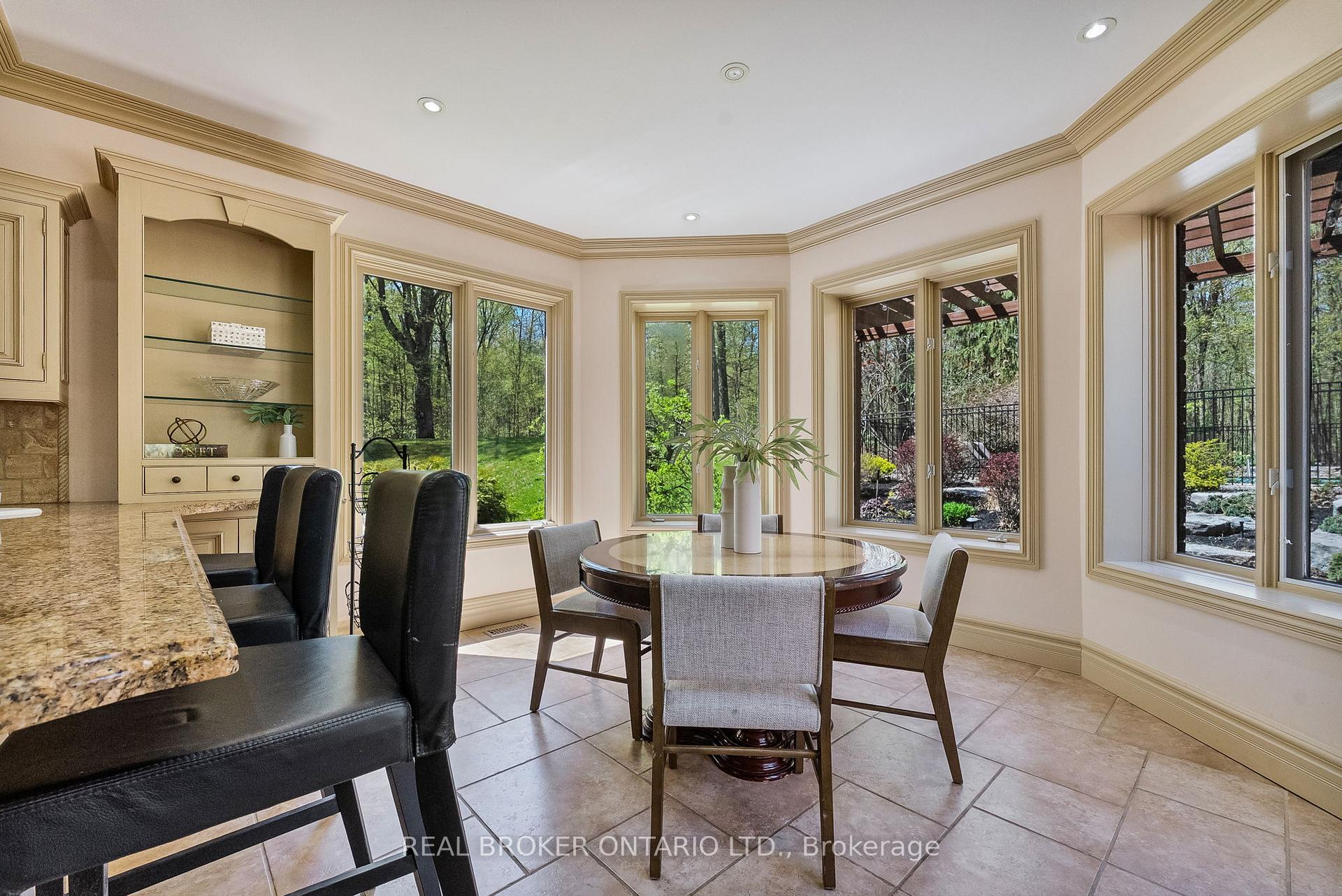 Photo 20 of 10 Oakview Place, Uxbridge, Rural Uxbridge — HOMEH