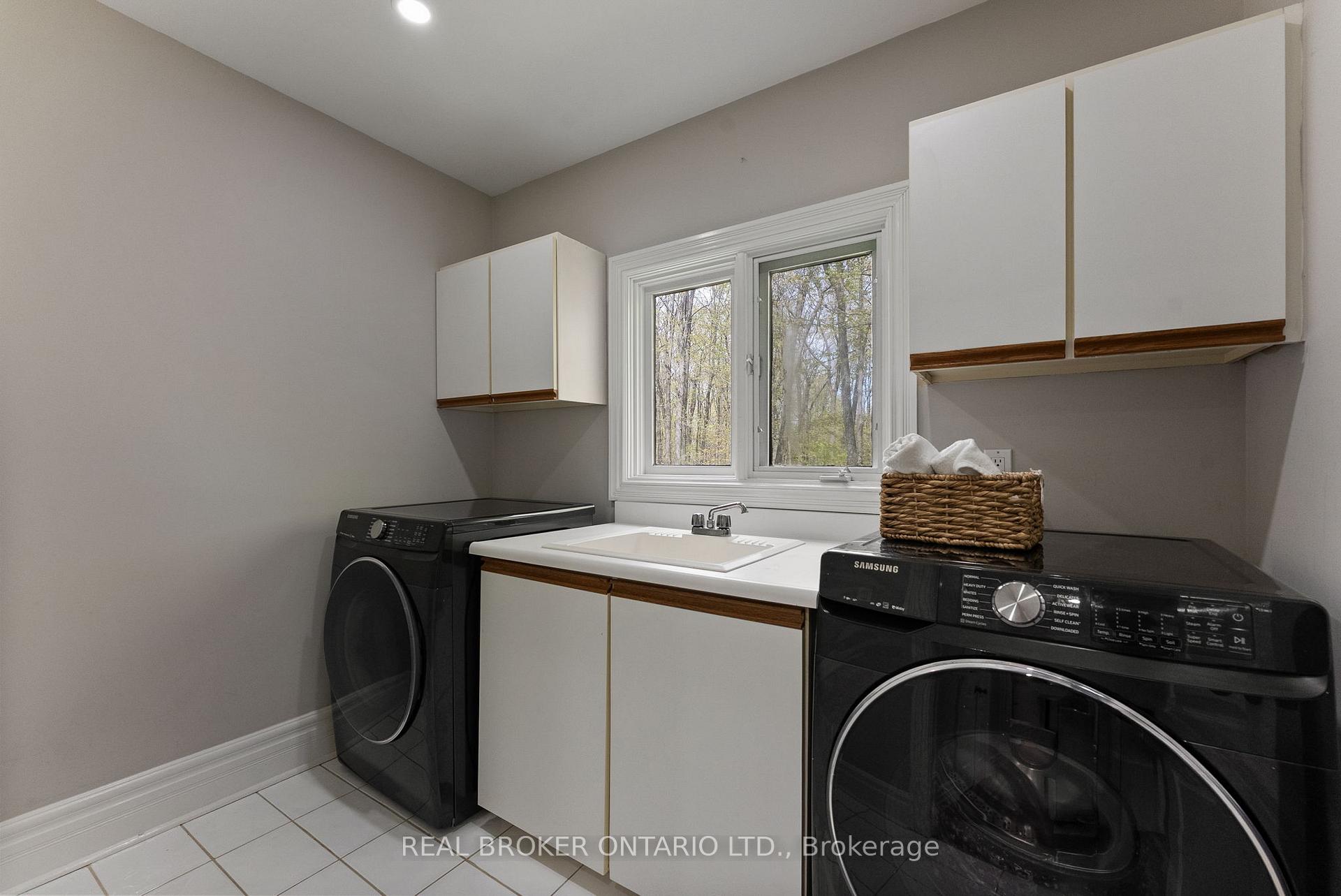 Photo 28 of 10 Oakview Place, Uxbridge, Rural Uxbridge — HOMEH
