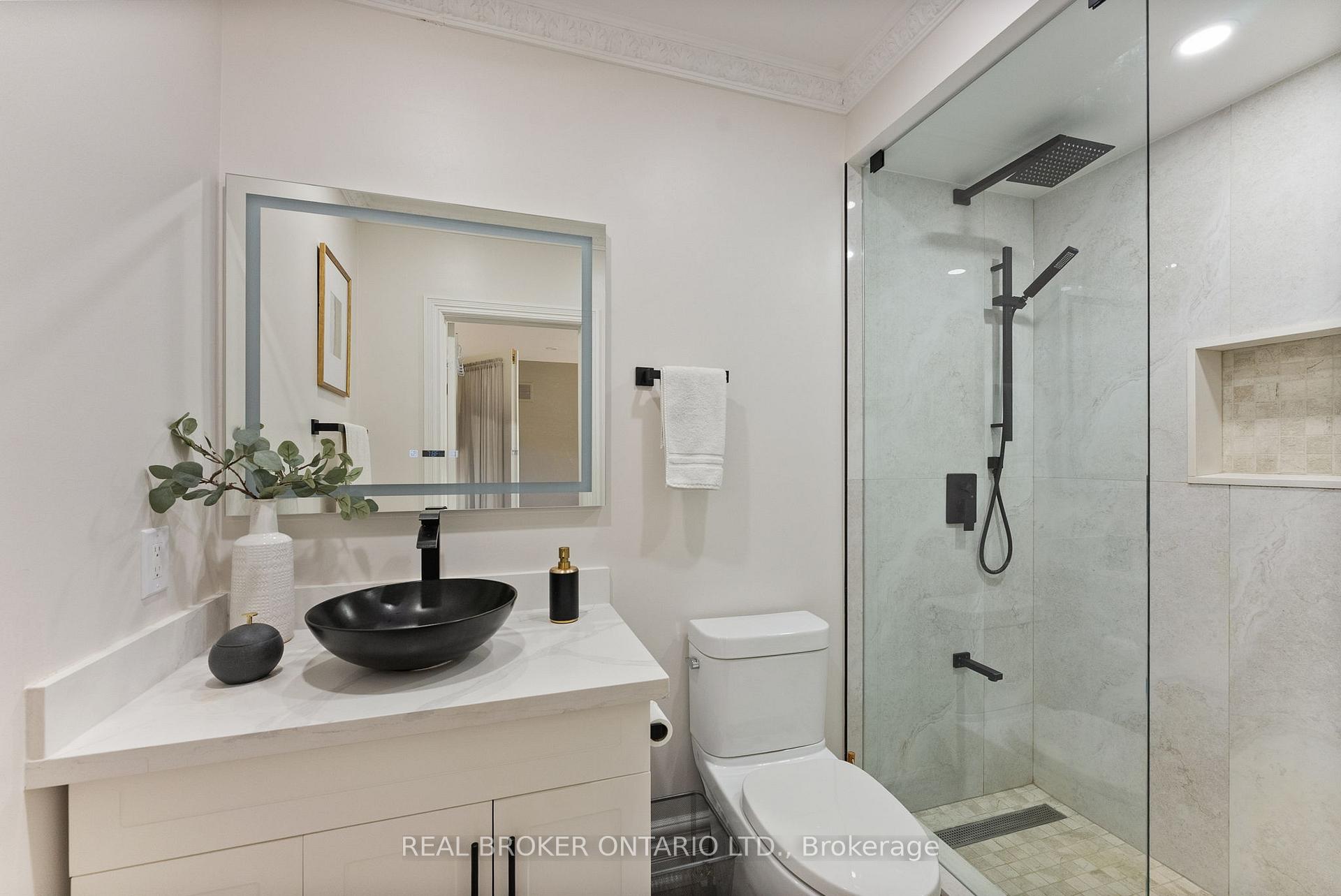 Photo 31 of 10 Oakview Place, Uxbridge, Rural Uxbridge — HOMEH