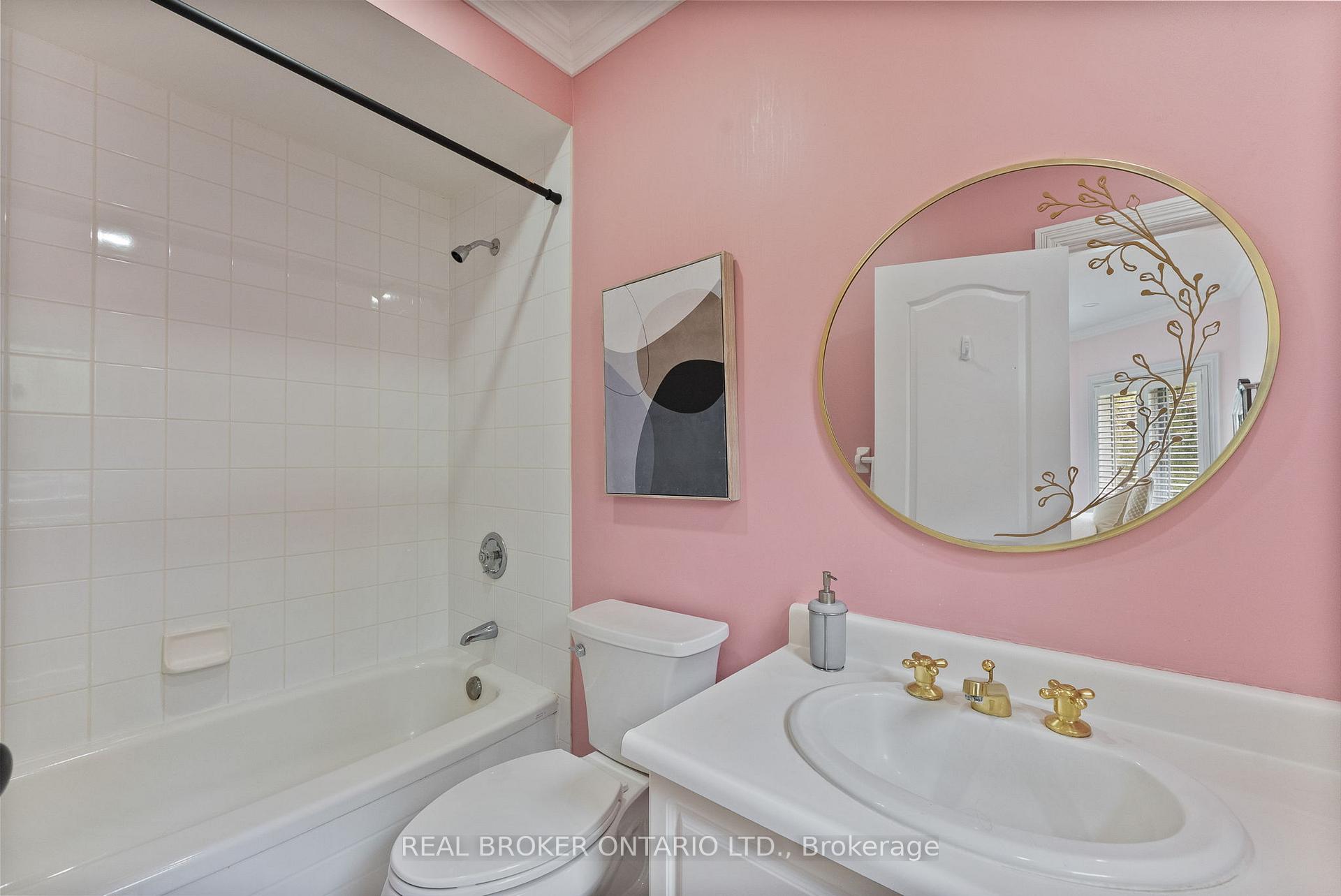 Photo 33 of 10 Oakview Place, Uxbridge, Rural Uxbridge — HOMEH