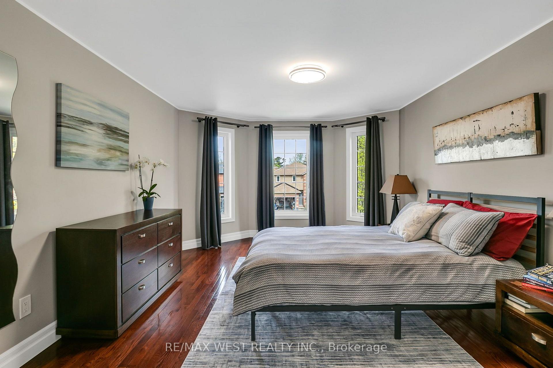 Photo 27 of 930 Maramis Court, Mississauga, Lorne Park — HOMEH