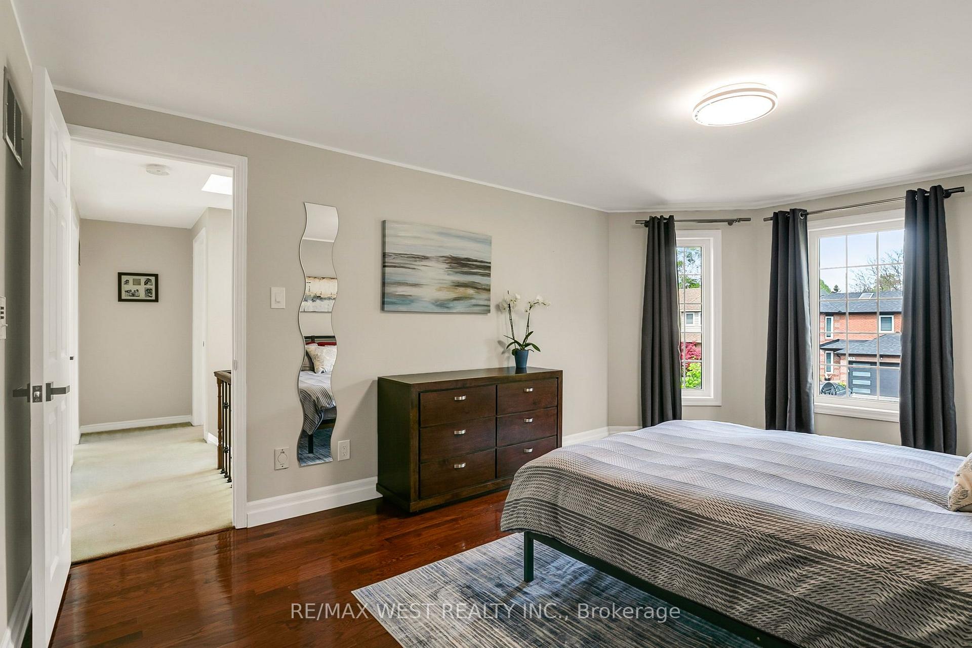 Photo 28 of 930 Maramis Court, Mississauga, Lorne Park — HOMEH