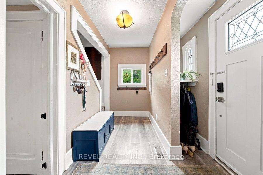 Photo 21 of 59 Lyons Avenue, Brantford, Henderson-Sky Acres — HOMEH
