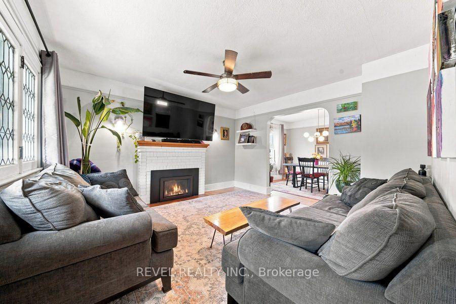 Photo 23 of 59 Lyons Avenue, Brantford, Henderson-Sky Acres — HOMEH