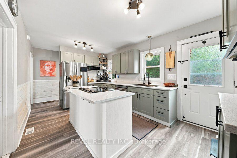 Photo 26 of 59 Lyons Avenue, Brantford, Henderson-Sky Acres — HOMEH