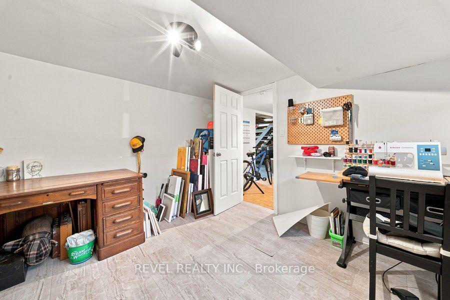 Photo 40 of 59 Lyons Avenue, Brantford, Henderson-Sky Acres — HOMEH