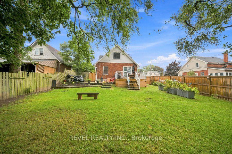 Photo 52 of 59 Lyons Avenue, Brantford, Henderson-Sky Acres — HOMEH
