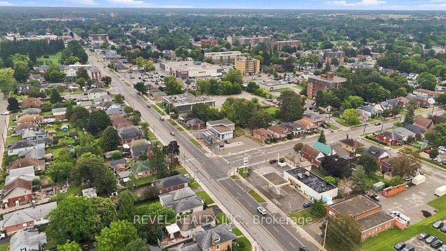 Photo 58 of 59 Lyons Avenue, Brantford, Henderson-Sky Acres — HOMEH
