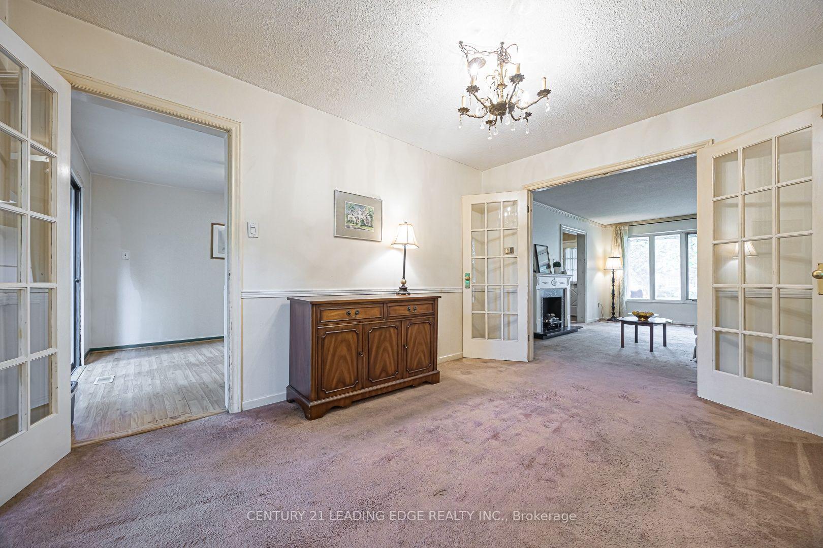 Photo 13 of 14 Buchanan Drive, Markham, Unionville — HOMEH