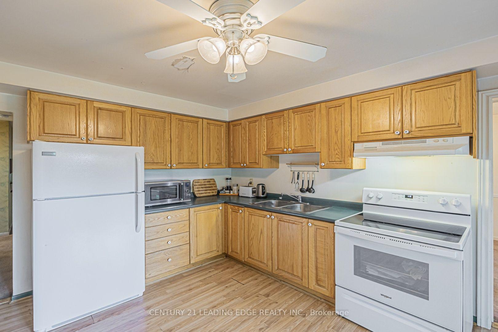 Photo 24 of 14 Buchanan Drive, Markham, Unionville — HOMEH
