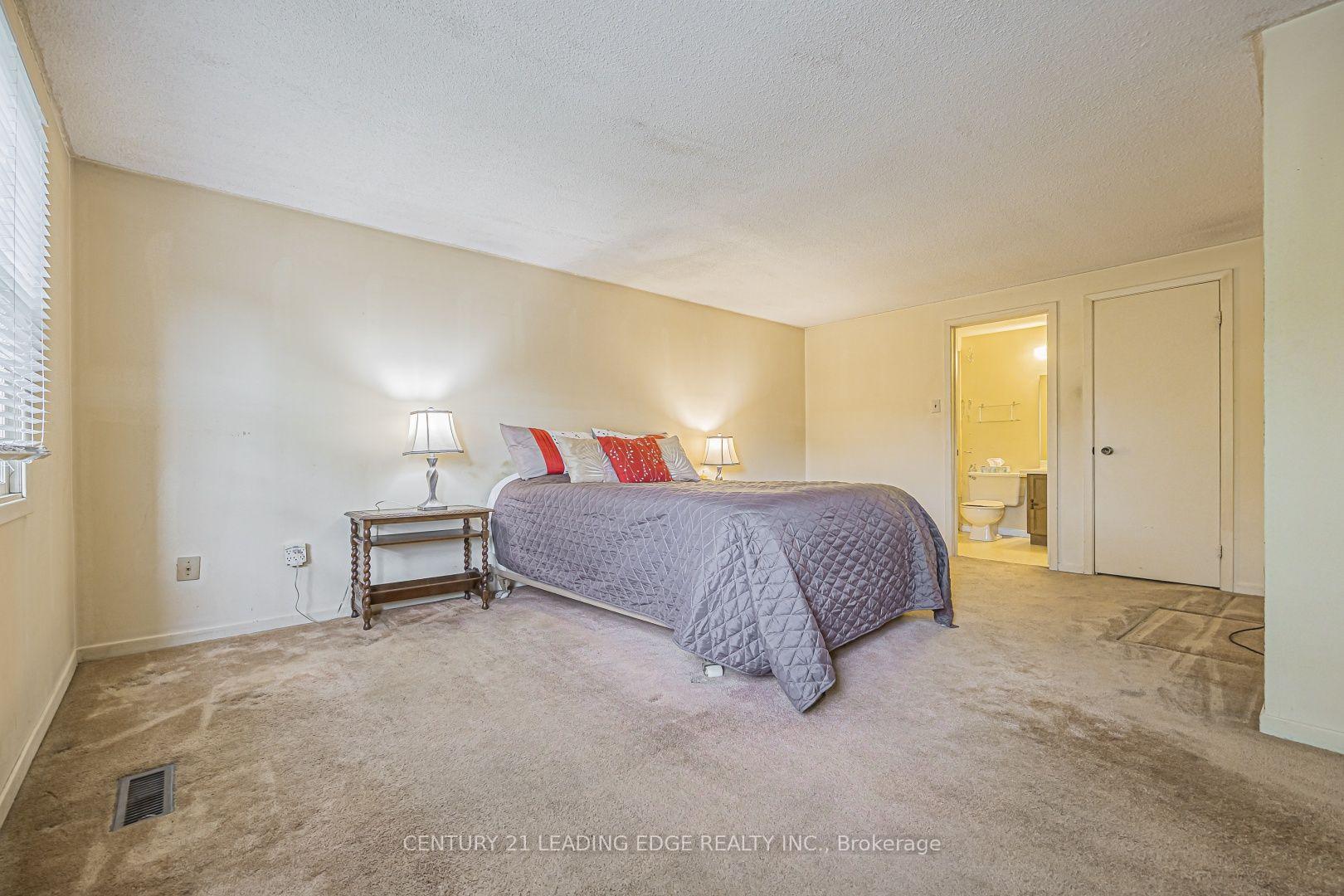 Photo 29 of 14 Buchanan Drive, Markham, Unionville — HOMEH