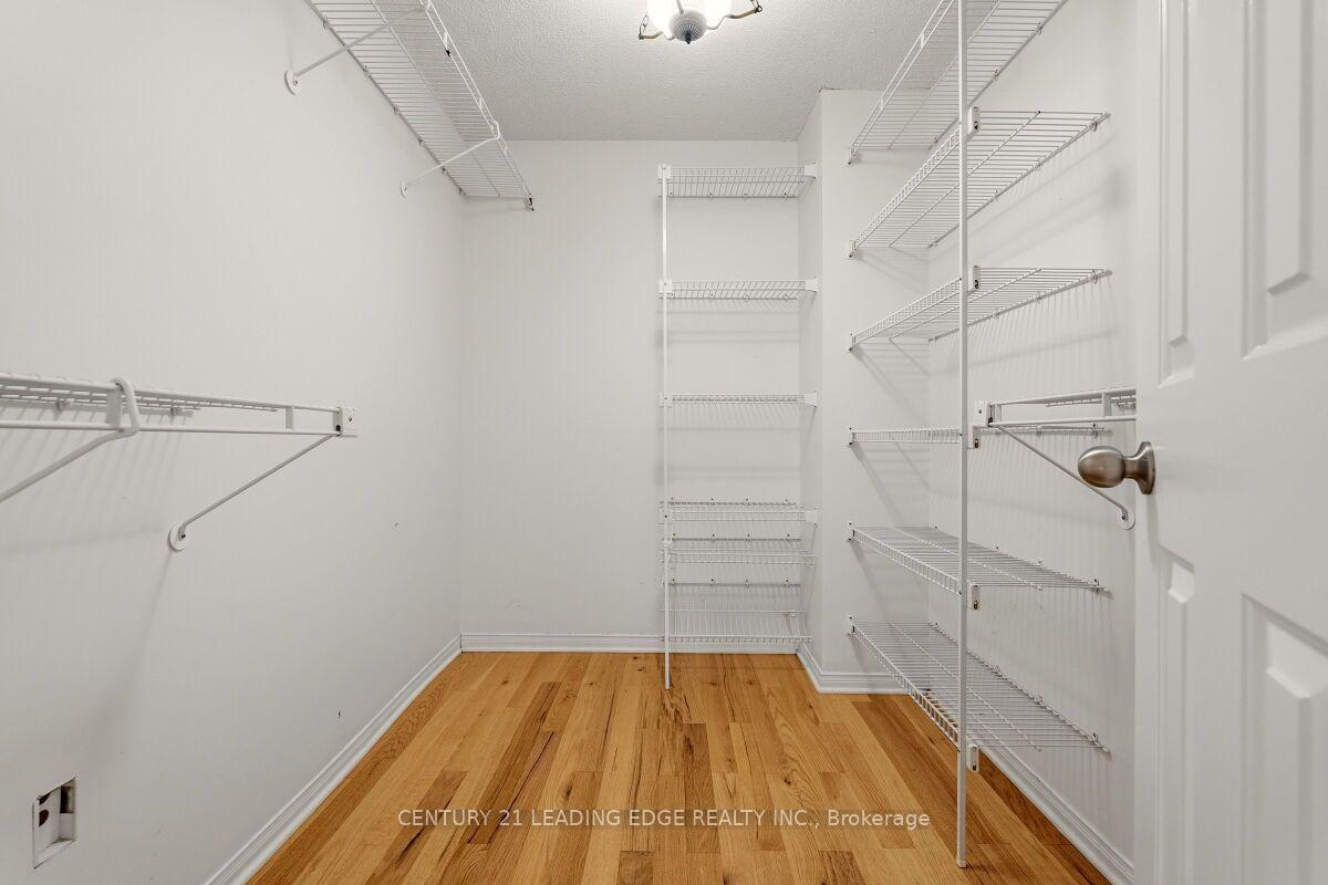 Photo 30 of 2409 Butternut Crescent, Burlington, Headon — HOMEH