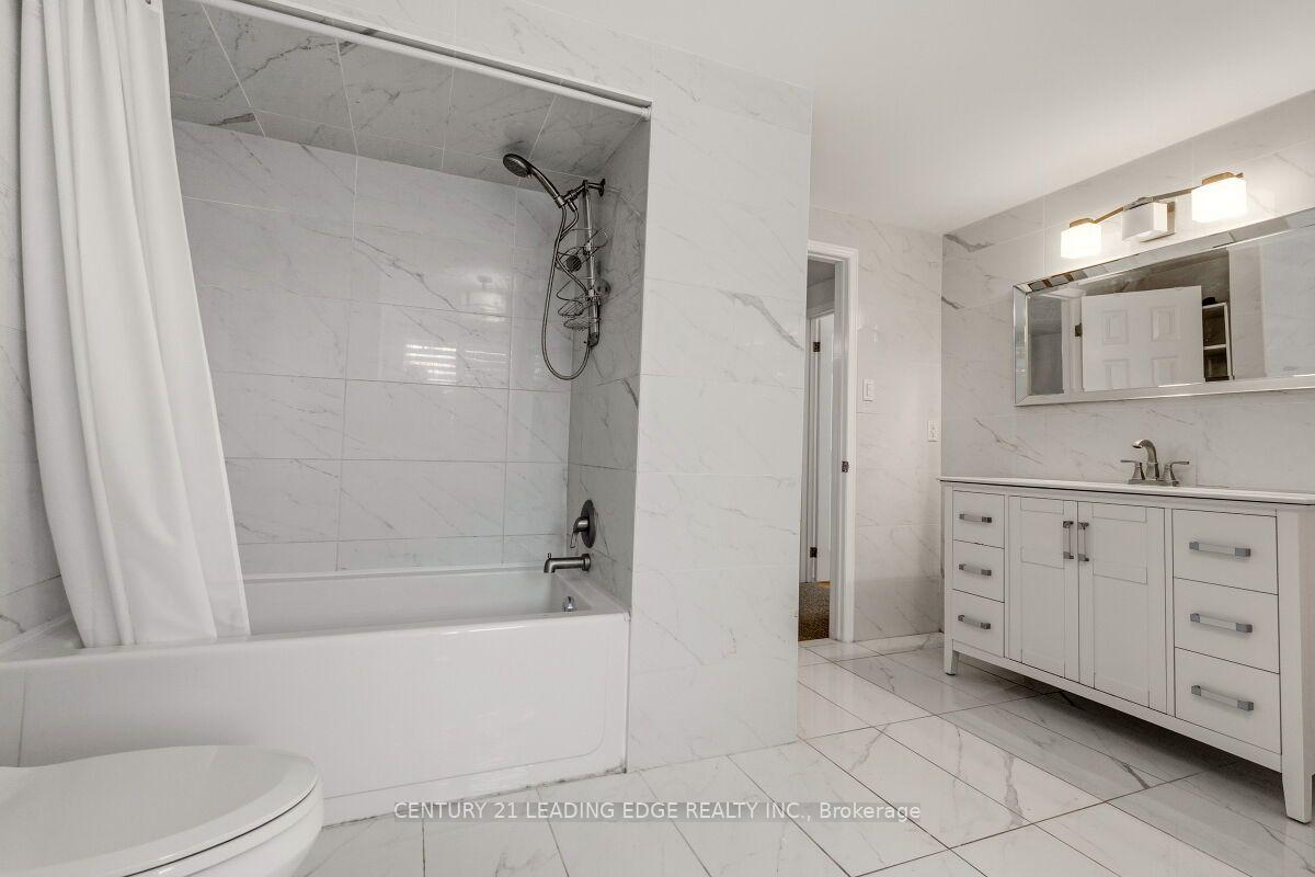 Photo 38 of 2409 Butternut Crescent, Burlington, Headon — HOMEH